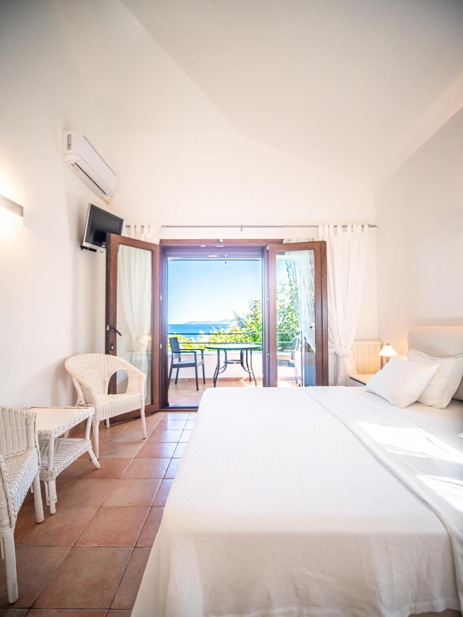 St George'S House Apartment Potistika Bagian luar foto