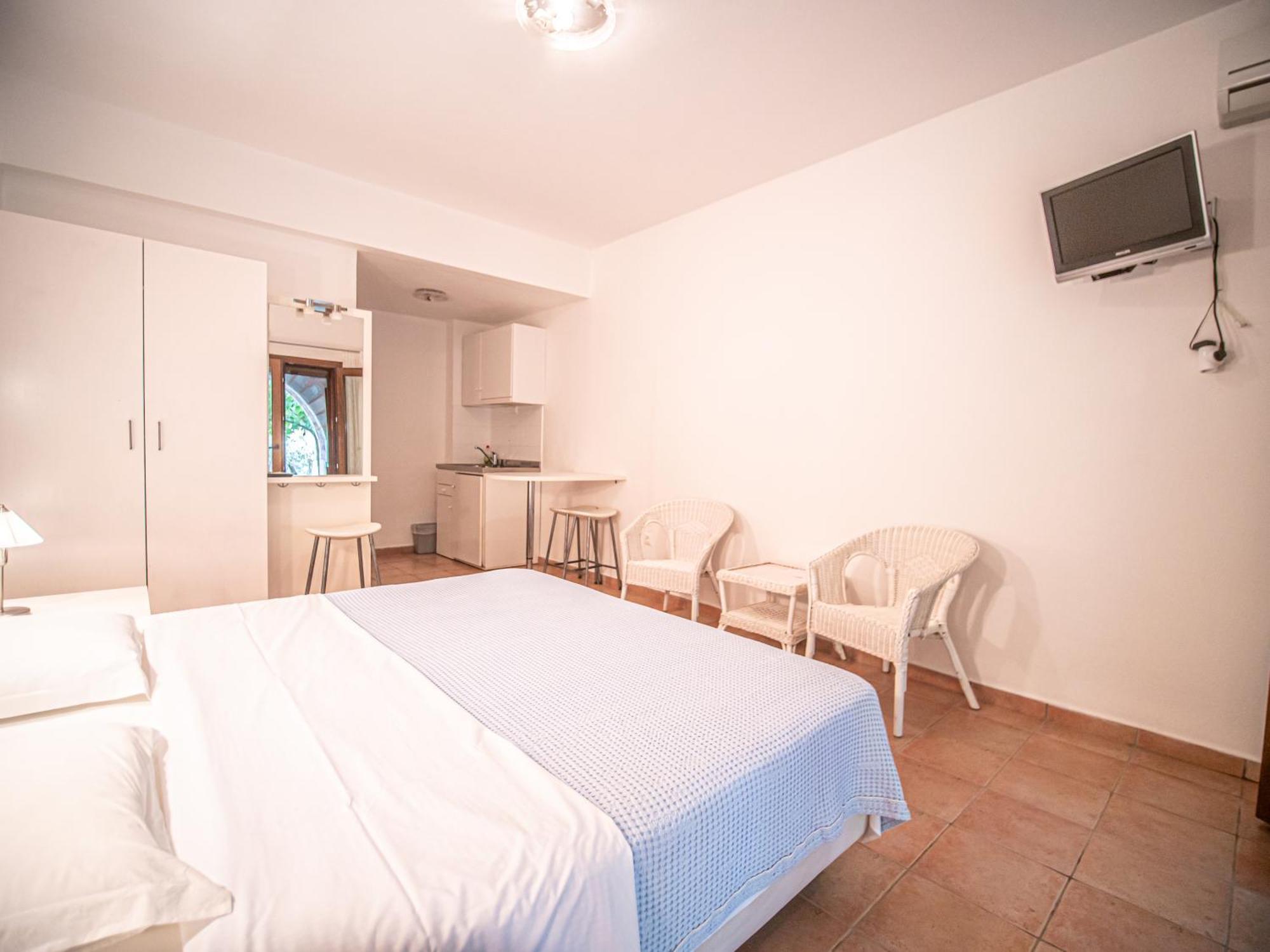 St George'S House Apartment Potistika Bagian luar foto