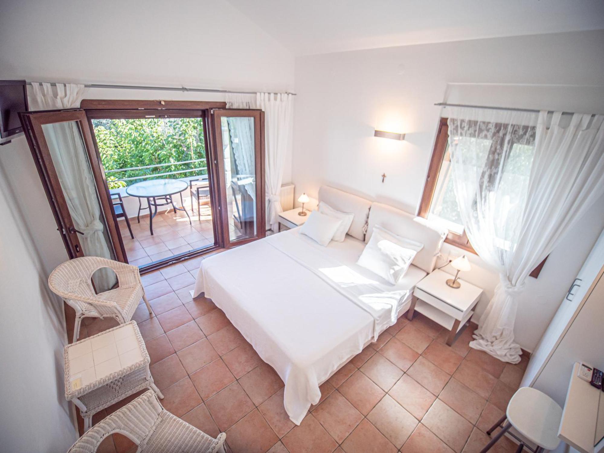 St George'S House Apartment Potistika Bagian luar foto